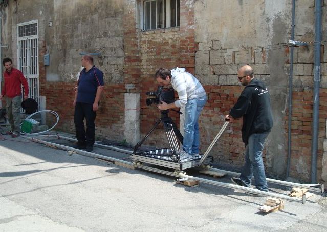 Carrello 16 ruote (Dolly) su binari portanti continui
